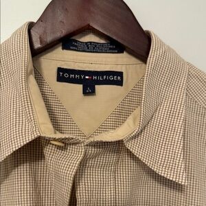Tommy Hilfiger Men's Tan Checkered Button Down Shirt